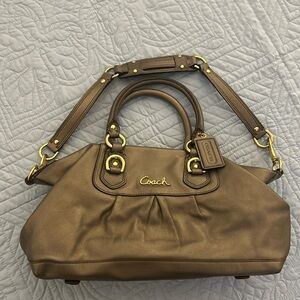 EUC Coach purse. Light brownish color.